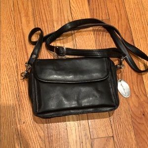 Cape Cod Leather Women’s Crossover Bag